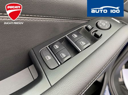 BMW X5 xDrive 40d AT-8