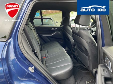 BMW X5 xDrive 40d AT-8