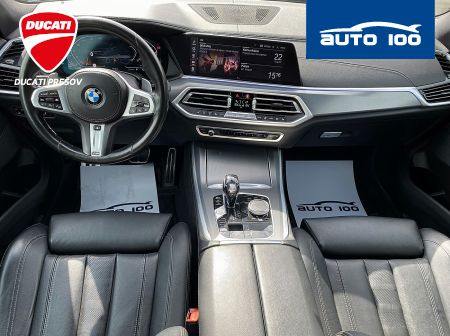 BMW X5 xDrive 40d AT-8