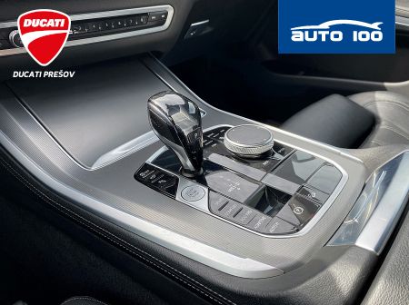 BMW X5 xDrive 40d AT-8