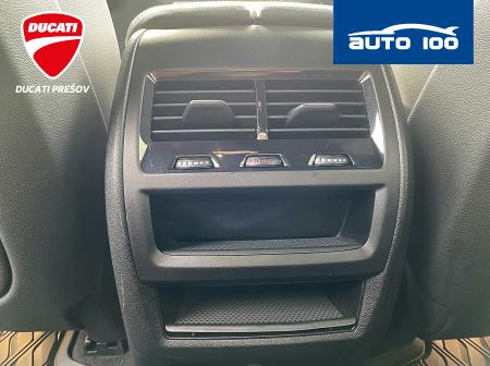 BMW X5 xDrive 40d AT-8