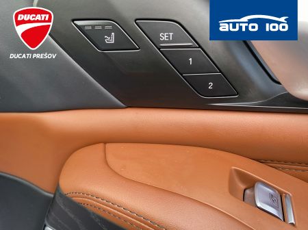 BMW X7 M50i 390KW 4x4