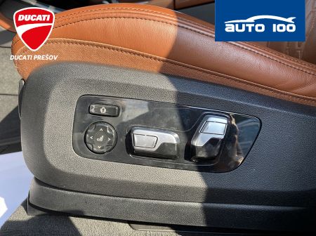 BMW X7 M50i 390KW 4x4
