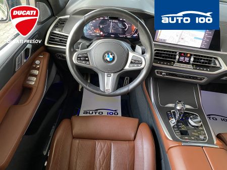 BMW X7 M50i 390KW 4x4