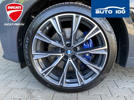 BMW X7 M50i 390KW 4x4