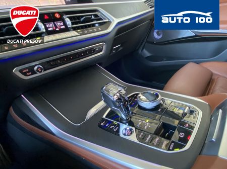 BMW X7 M50i 390KW 4x4