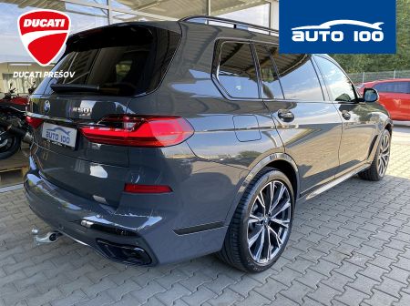 BMW X7 M50i 390KW 4x4