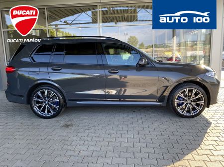 BMW X7 M50i 390KW 4x4