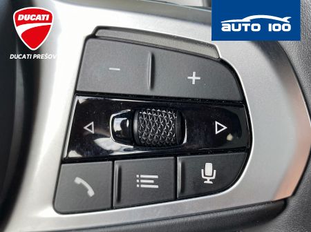 BMW X7 M50i 390KW 4x4