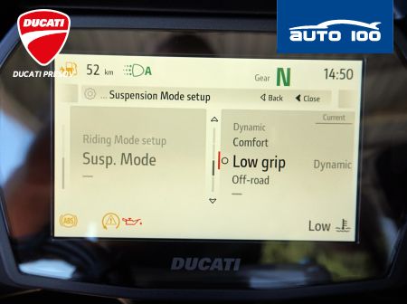 Ducati Multistrada V2S Travel Ducati Red