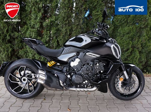 Ducati Diavel V4 black