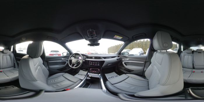 Audi e-tron S line quattro 55 electric 300kW