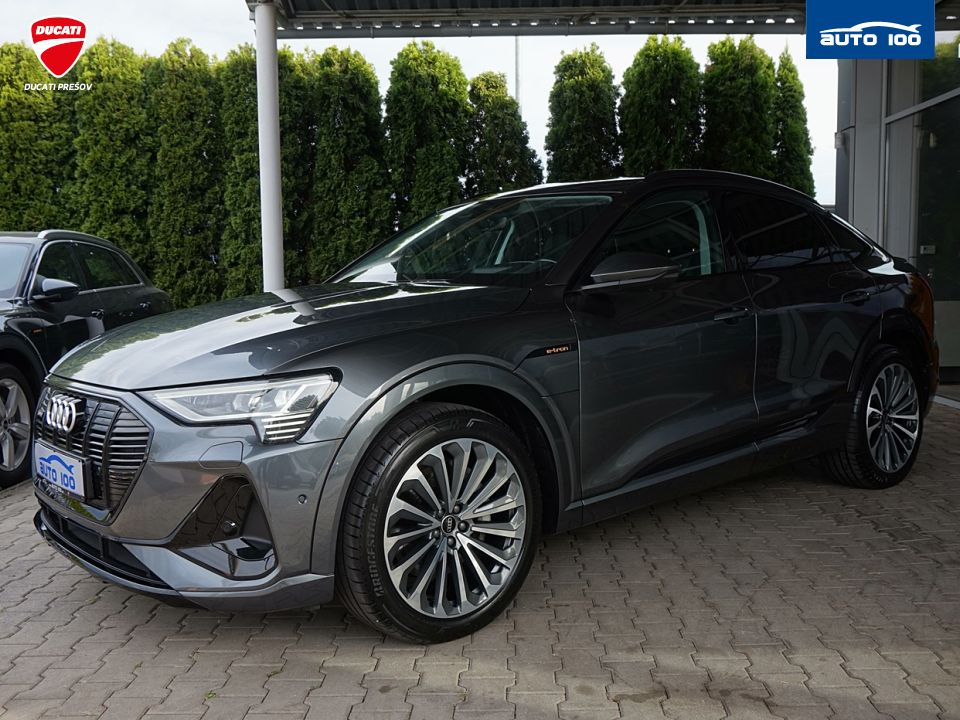 Audi e-tron Sportback S Line quattro 55 electric 300kW Matrix.
