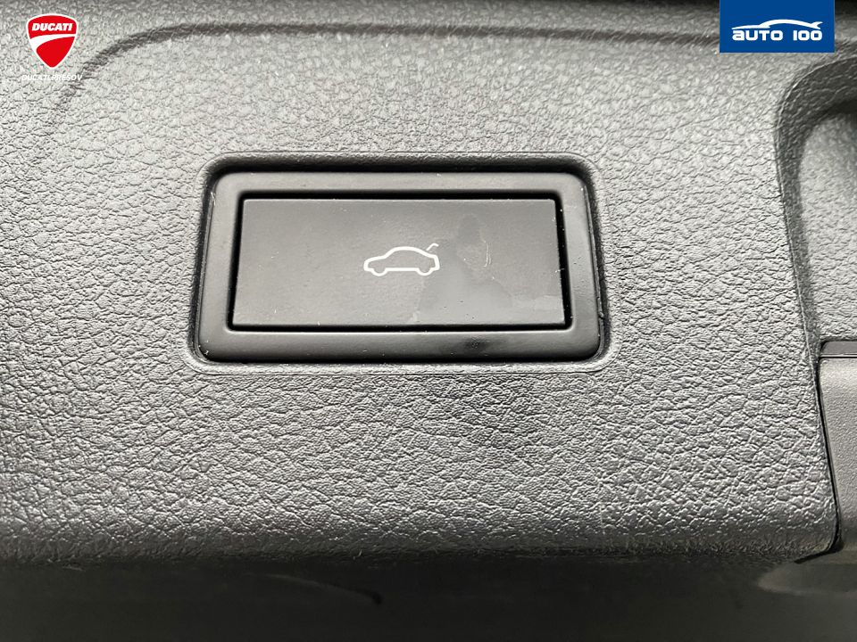 Volkswagen Passat Variant 2.0 TDI Highline 4Motion DSG-6 140 kW