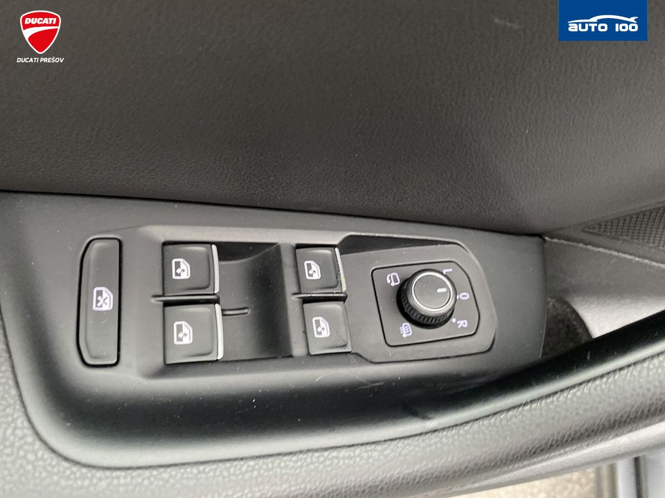 Volkswagen Passat Variant 2.0 TDI Highline 4Motion DSG-6 140 kW