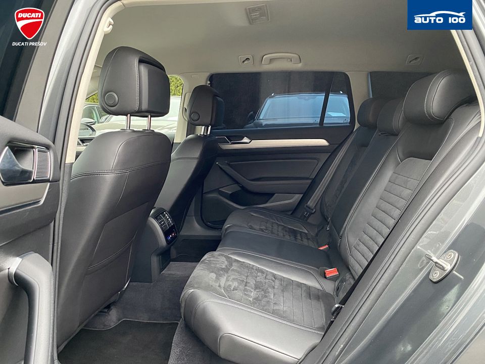 Volkswagen Passat Variant 2.0 TDI Highline 4Motion DSG-6 140 kW