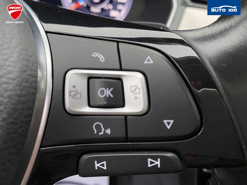 Volkswagen Passat Variant 2.0 TDI Highline 4Motion DSG-6 140 kW