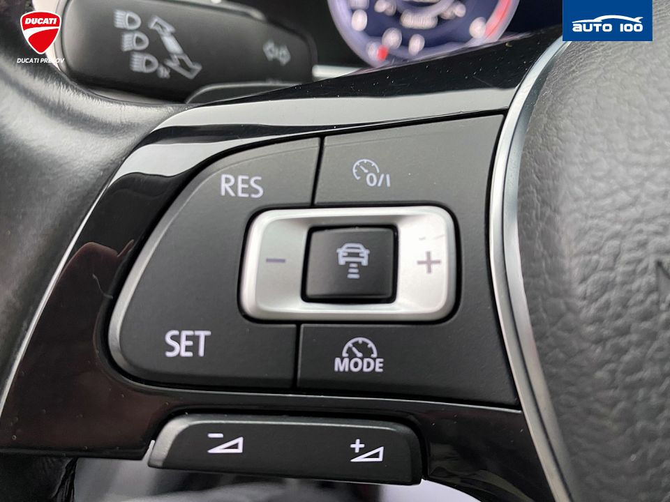 Volkswagen Passat Variant 2.0 TDI Highline 4Motion DSG-6 140 kW