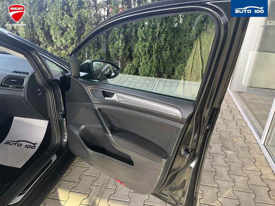 Volkswagen Golf Variant 2.0 TDI Comfortline 110 kW DSG