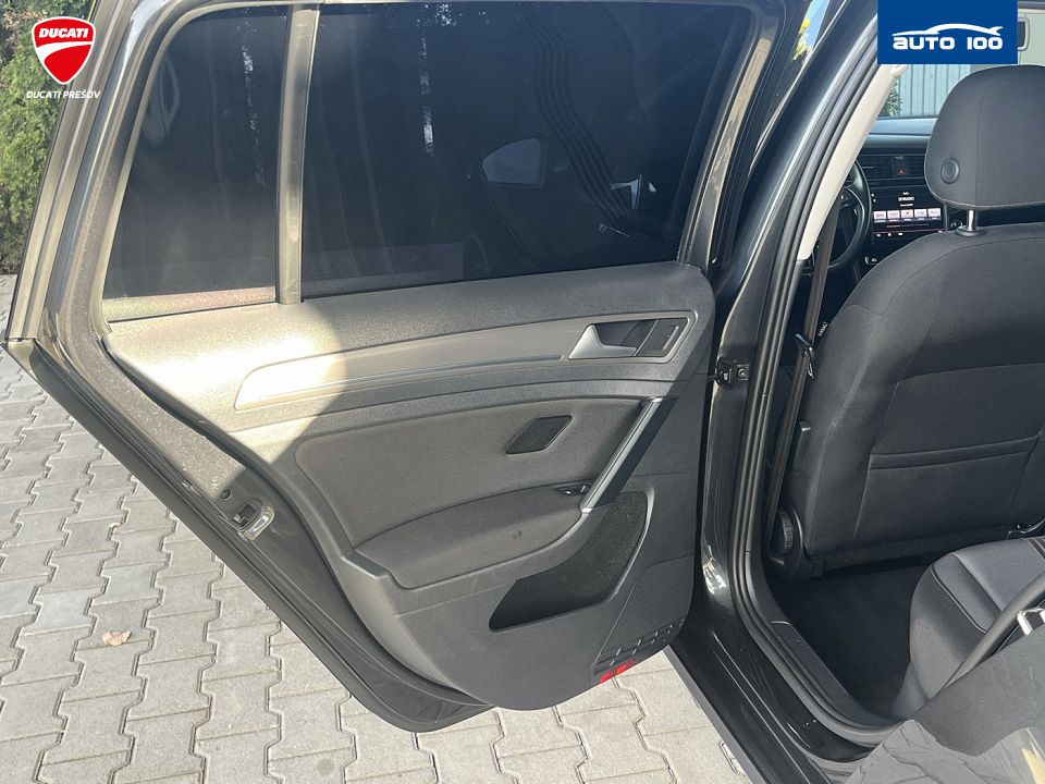 Volkswagen Golf Variant 2.0 TDI Comfortline 110 kW DSG