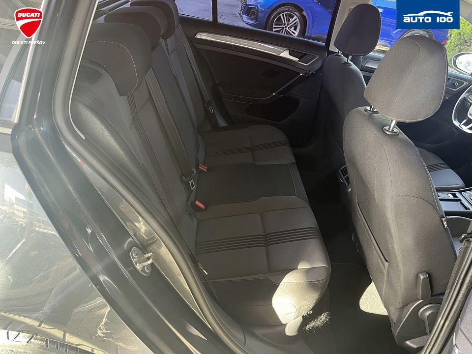 Volkswagen Golf Variant 2.0 TDI Comfortline 110 kW DSG