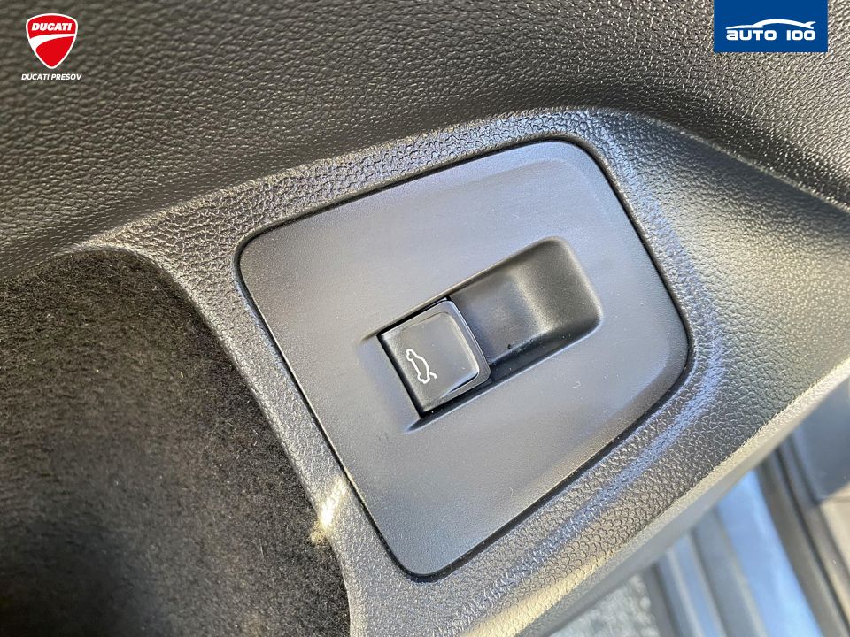 Volkswagen Tiguan Allspace 2.0 TDI R-line 4-Motion 140kW DSG7