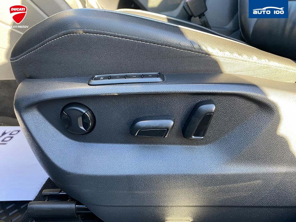 Volkswagen Tiguan Allspace 2.0 TDI R-line 4-Motion 140kW DSG7