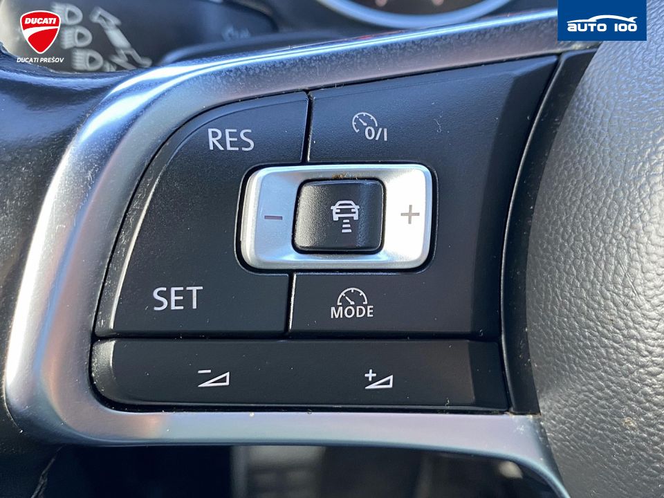 Volkswagen Tiguan Allspace 2.0 TDI R-line 4-Motion 140kW DSG7