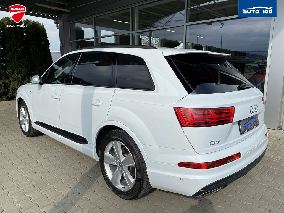 Audi Q7 3.0 TDI S-line Quattro 210kW AT8 7-miest