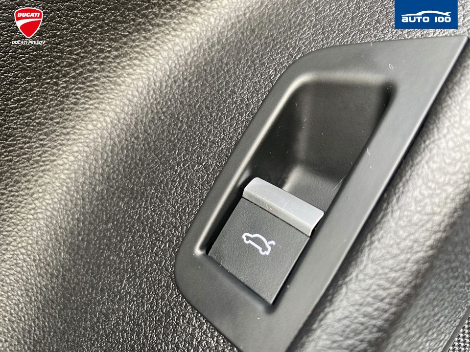 Audi Q7 3.0 TDI S-line Quattro 210kW AT8 7-miest