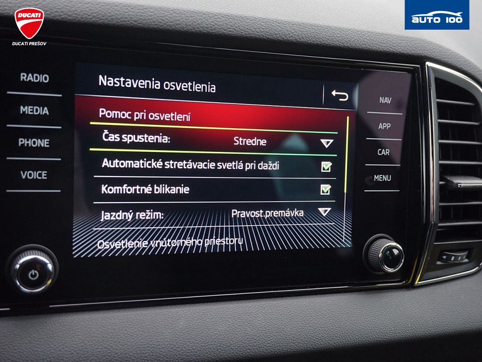 Škoda Karoq 1.5 TSI Sportline 110kW DSG7