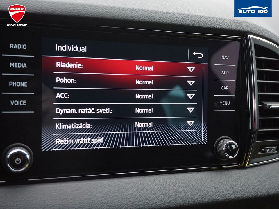 Škoda Karoq 1.5 TSI Sportline 110kW DSG7