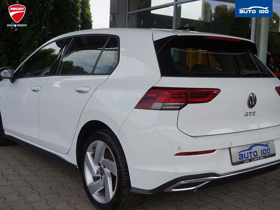 Volkswagen Golf 1.4 TSI GTE Hybrid 180kW DSG