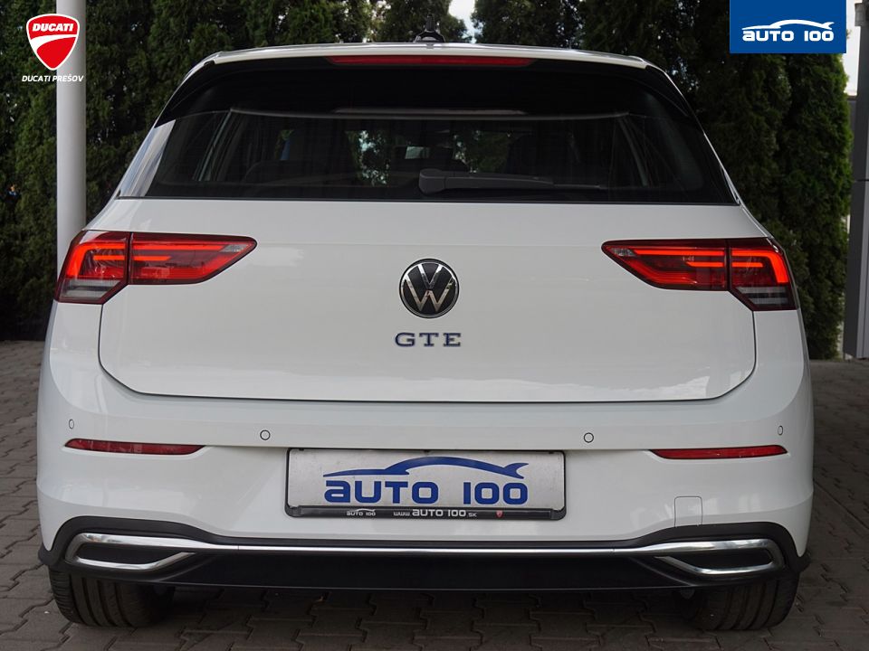 Volkswagen Golf 1.4 TSI GTE Hybrid 180kW DSG