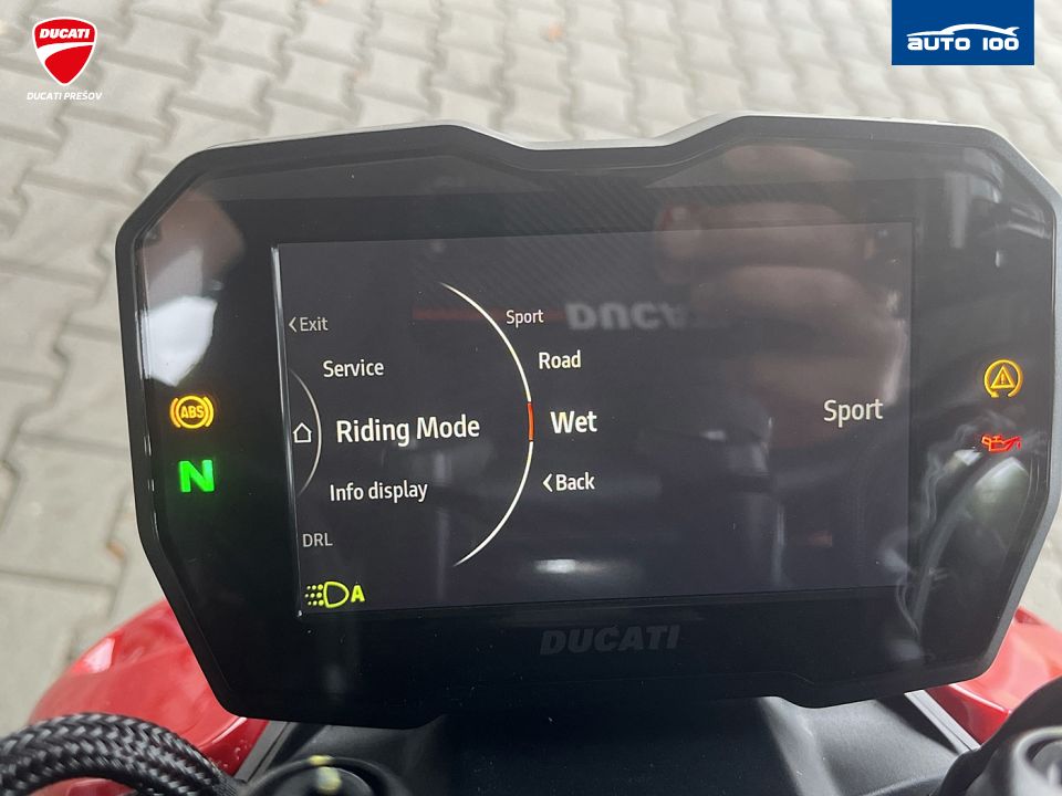 Ducati Streetfighter V4 S
