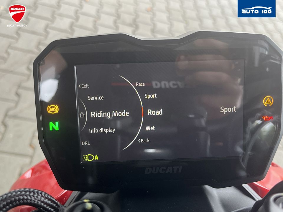 Ducati Streetfighter V4 S