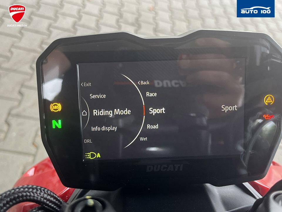 Ducati Streetfighter V4 S