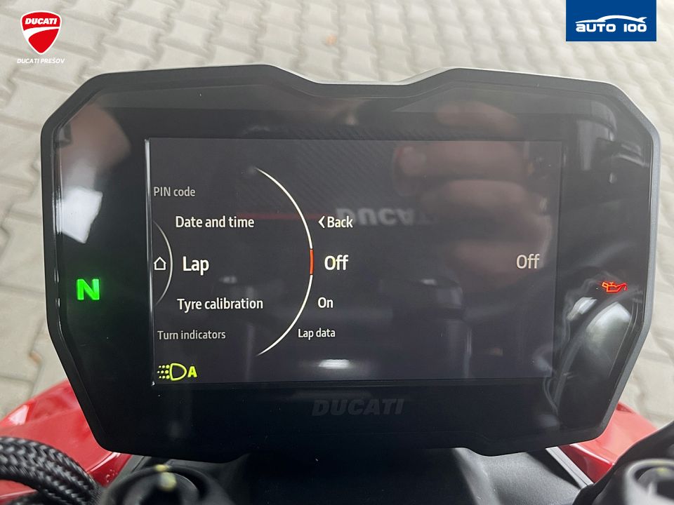 Ducati Streetfighter V4 S
