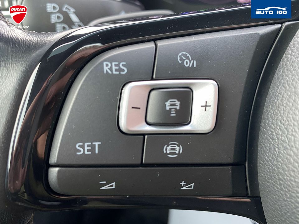 Volkswagen T-Roc 2.0 TSI R 4-Motion 221kW DSG7