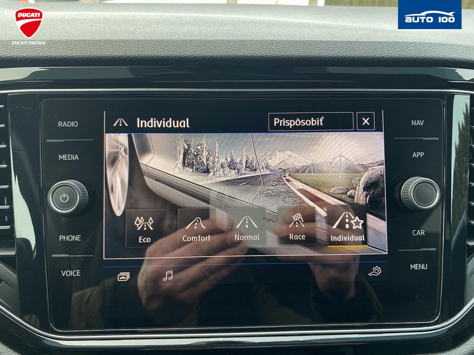 Volkswagen T-Roc 2.0 TSI R 4-Motion 221kW DSG7