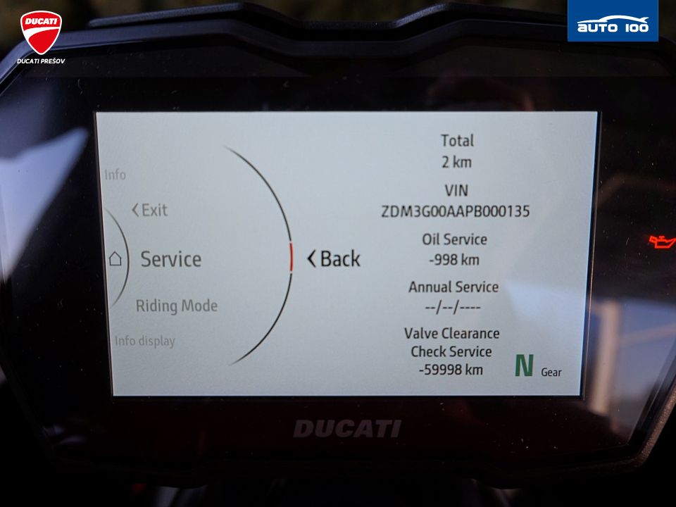 Ducati Diavel V4 red  Akrapovic