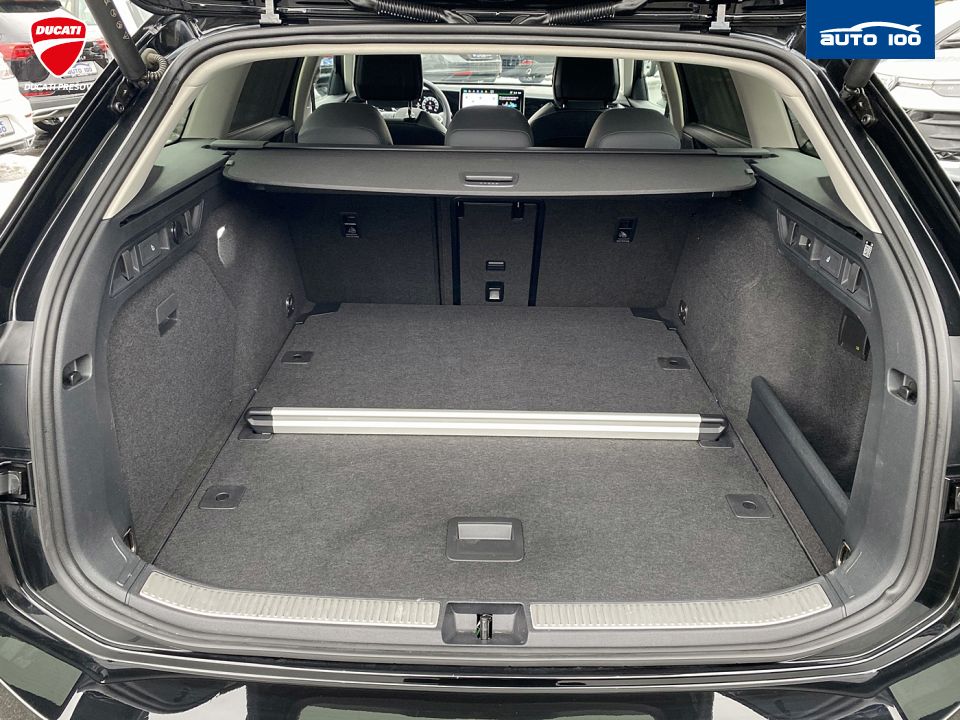 Volkswagen Passat Variant Elegance 2.0 TDI 110kW  DSG-7