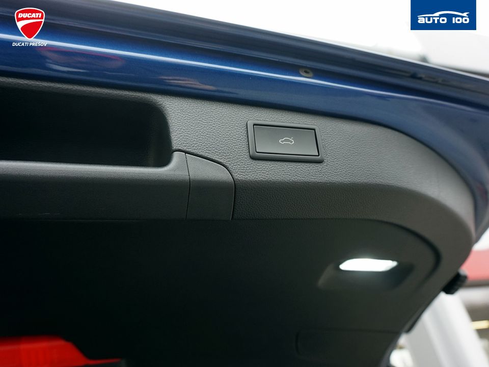 Škoda Superb Estate Laurin & Klement 2.0 TDI 4x4 142kW DSG-7