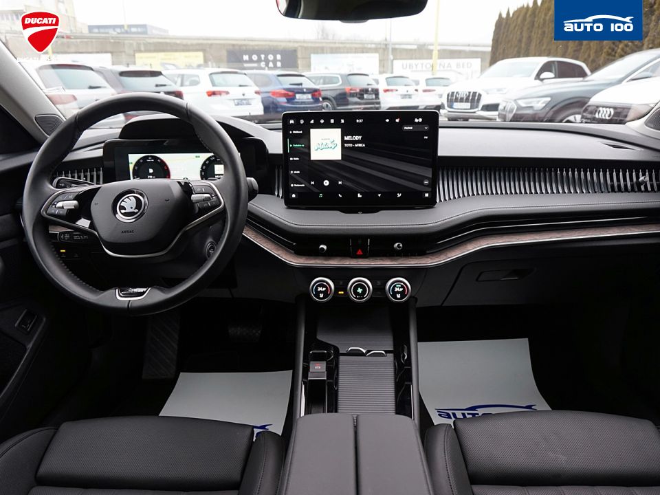 Škoda Superb Estate Laurin & Klement 2.0 TDI 4x4 142kW DSG-7