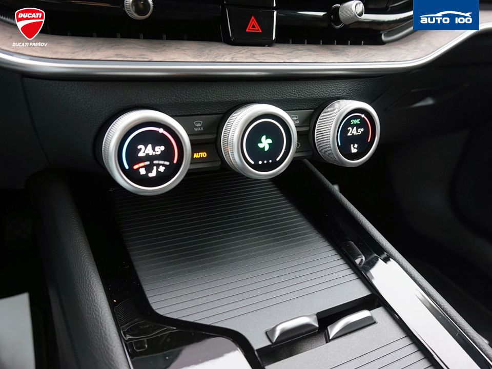 Škoda Superb Estate Laurin & Klement 2.0 TDI 4x4 142kW DSG-7