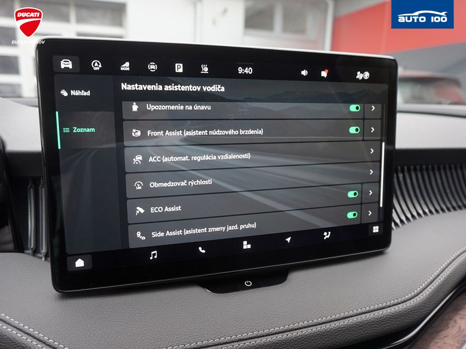 Škoda Superb Estate Laurin & Klement 2.0 TDI 4x4 142kW DSG-7