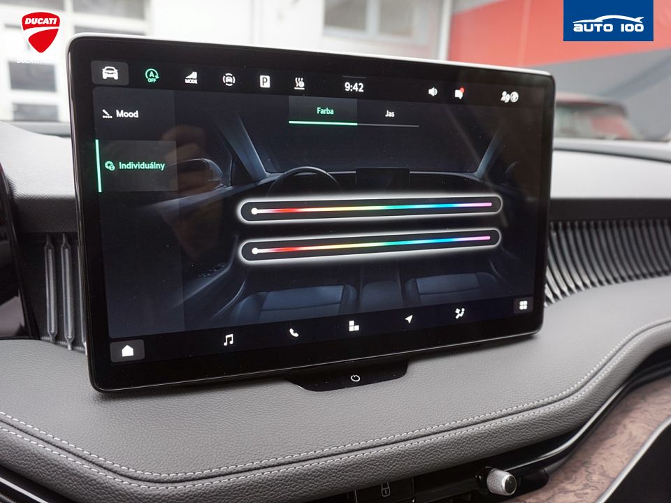 Škoda Superb Estate Laurin & Klement 2.0 TDI 4x4 142kW DSG-7