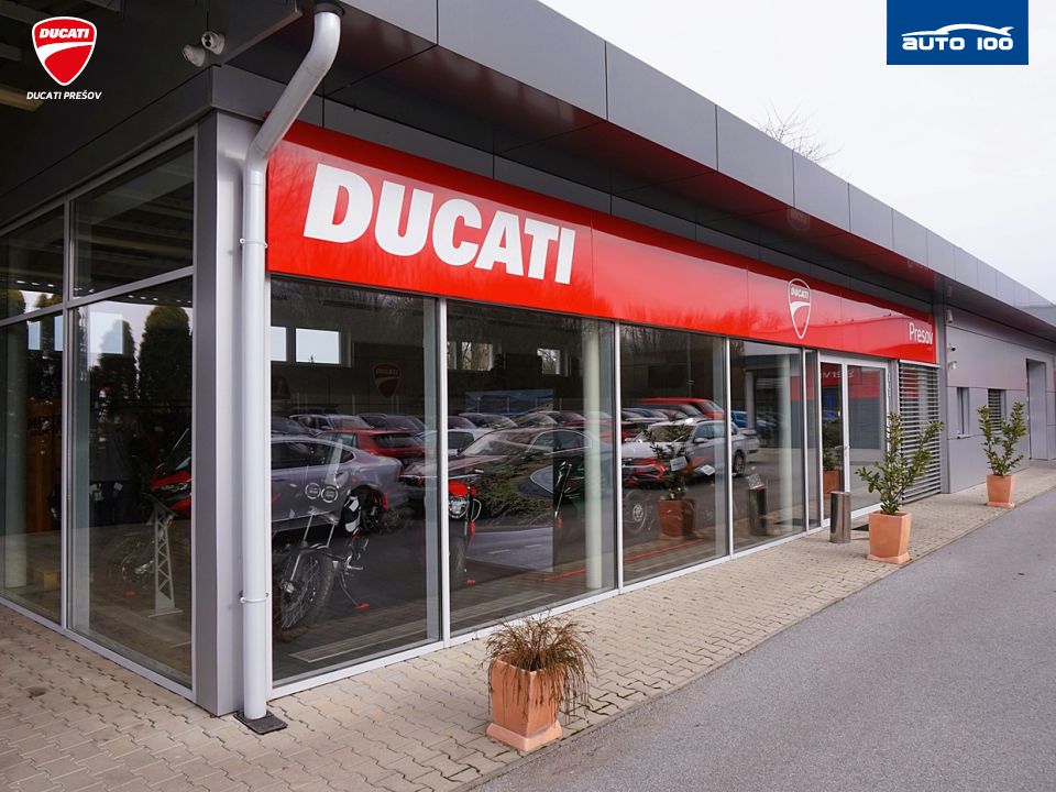 Ducati Streetfighter V4