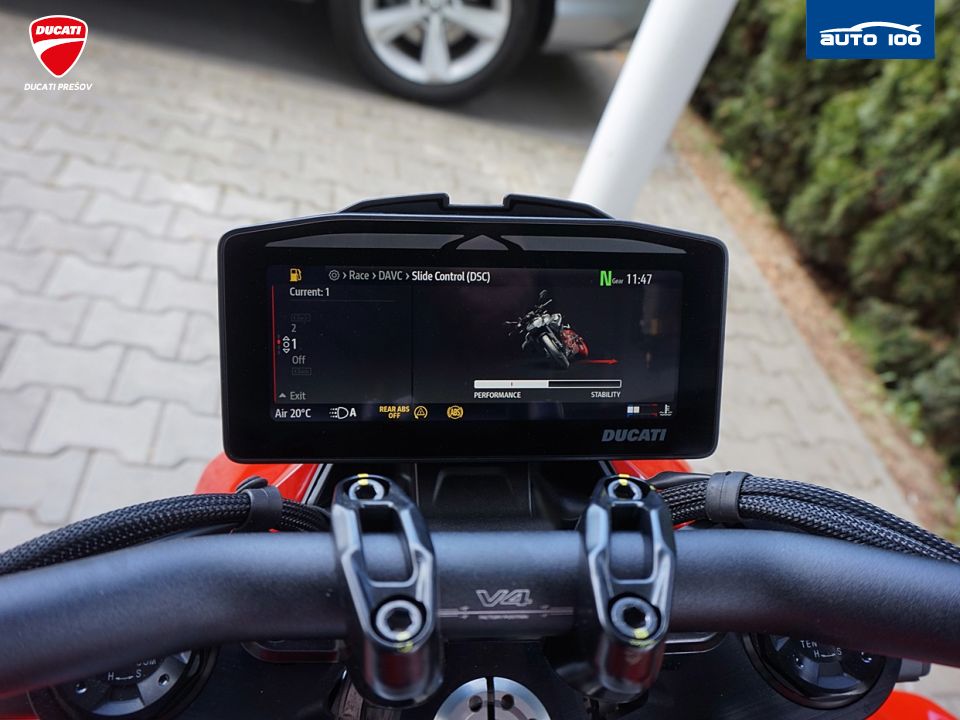Ducati Streetfighter V4