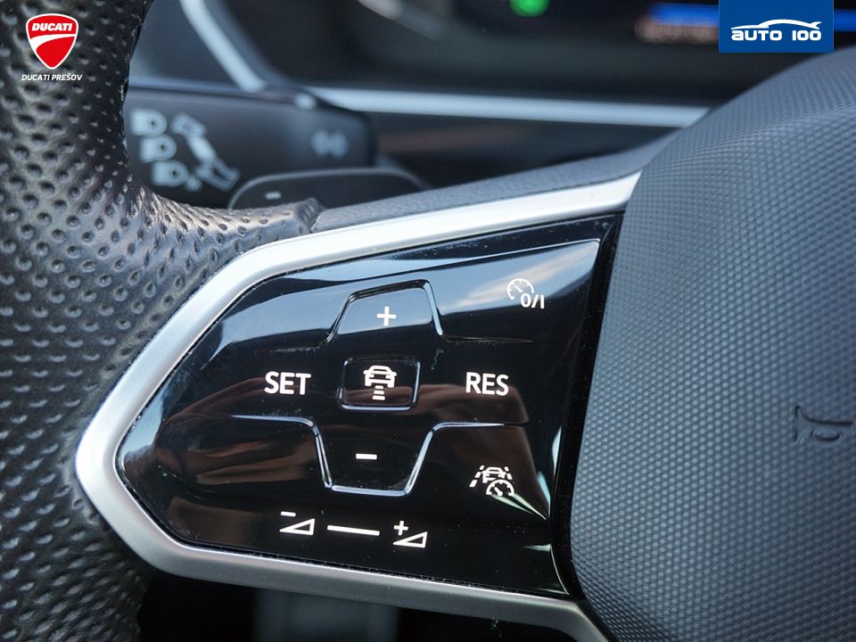 Volkswagen Tiguan 2.0 TDI R-line 4-Motion 147kW DSG7